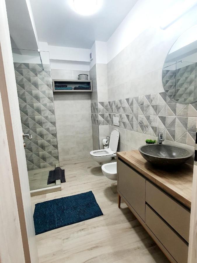 'Just Like Home' Apartment - With Private Parking Place Galaţi Exteriér fotografie