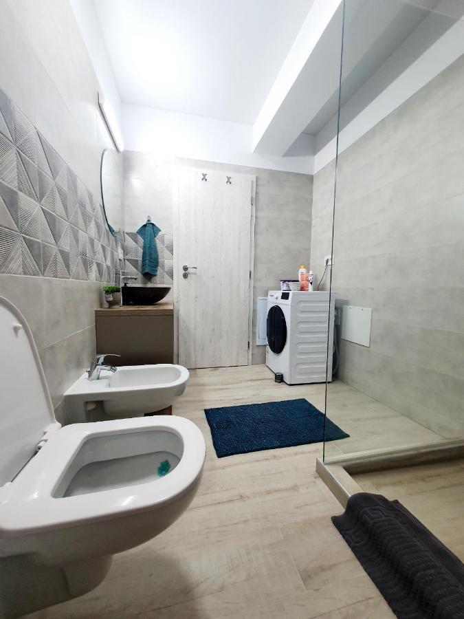 'Just Like Home' Apartment - With Private Parking Place Galaţi Exteriér fotografie